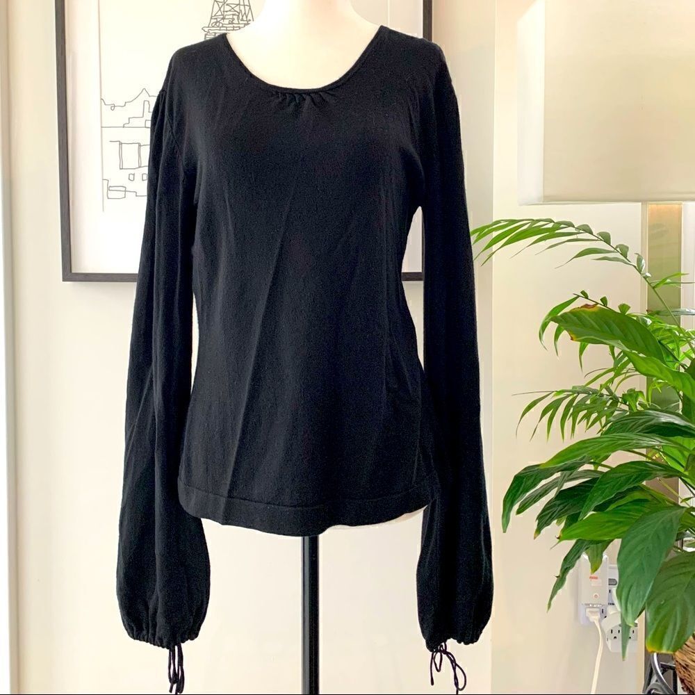 Long Bell sleeves black top